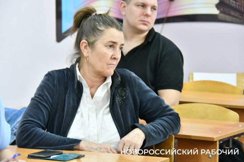 В Новороссийске собеседование-допуск для ОГЭ сдали родители 9-классников