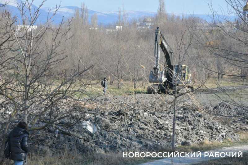 В Новороссийске жителей попросили не ходить по «Южным прудам»