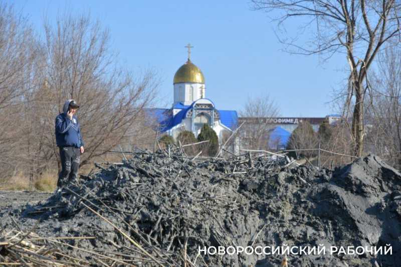 В Новороссийске жителей попросили не ходить по «Южным прудам»