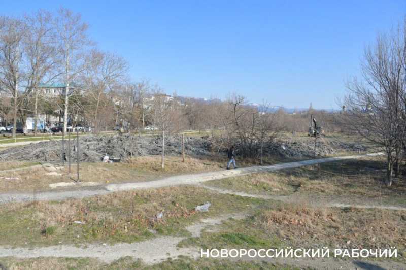 В Новороссийске жителей попросили не ходить по «Южным прудам»