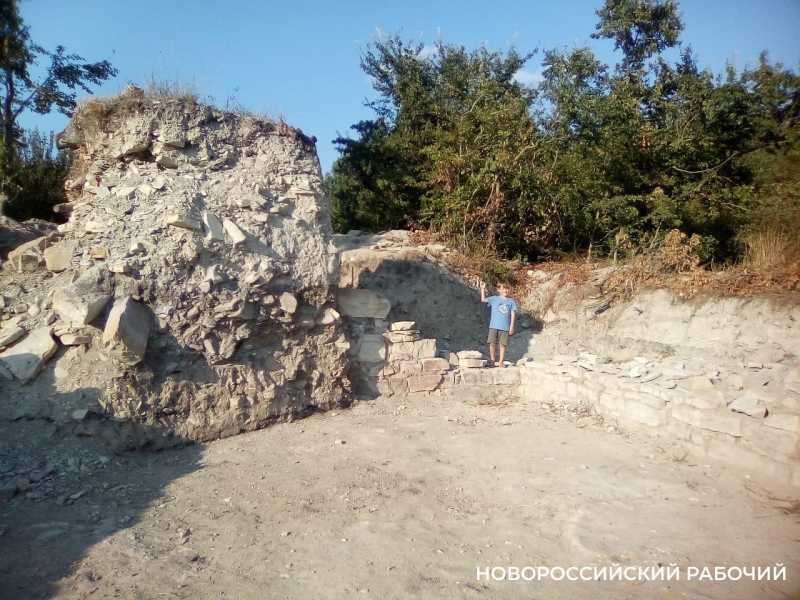 В окрестностях Новороссийска утвердили границы объекта культурного наследия, которому 24 века от роду