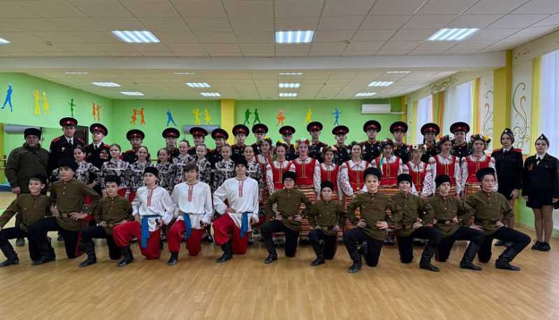 В рамках Всероссийской молодежной военно-патриотической операции «Бескозырка» состоялась встреча со школьниками из Ханты-Мансийска