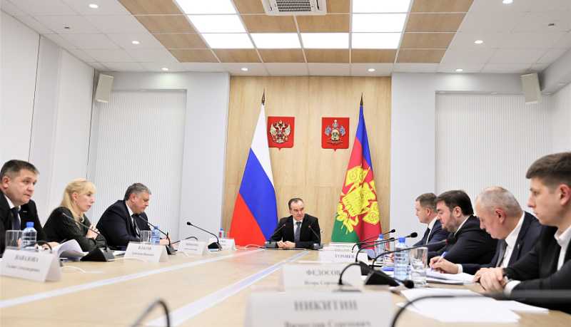 Вениамин Кондратьев: В 2025 году завершим строительство 149 социальных объектов