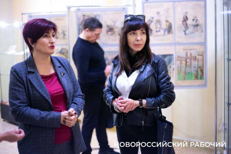 Внучка Цезаря Куникова передала Новороссийску 15 фронтовых писем легендарного деда