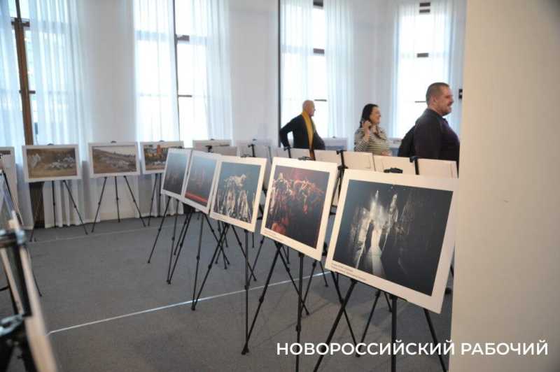 За репортаж о ЧС в Анапе спецприз конкурса «Золотой фотообъектив Кубани» получил фотокор «Новороссийского рабочего»