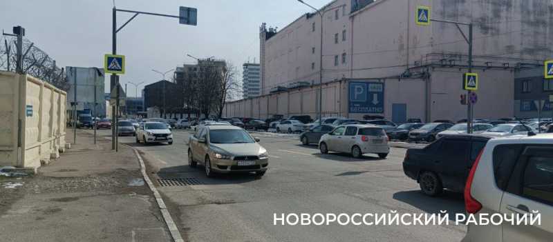 Завтра в Новороссийске перекроют движение большегрузов на улице Магистральной. Ждем пробок?