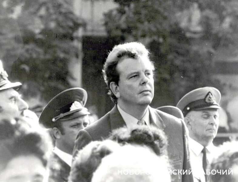 40 лет назад главным редактором «Новороссийского рабочего» стал Владимир Бурлаков – человек-эпоха