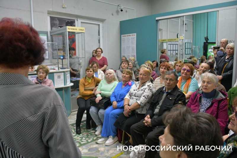 Аэропорт в Новороссийске закрыли 40 лет назад. Кому это было нужно?