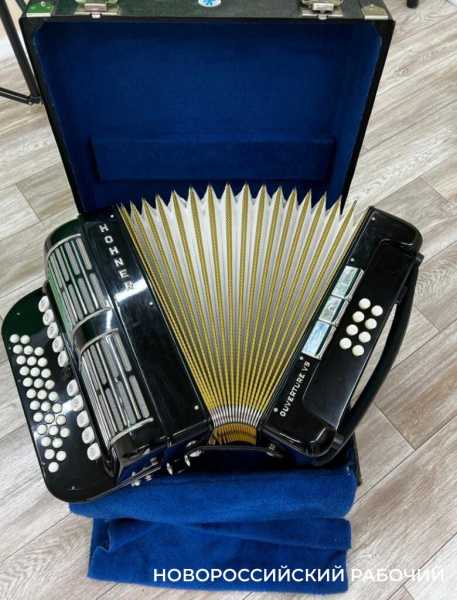 Дальнобойщик из Новороссийска создает мидисистему на основе гармони и совершенствует классические аккордеоны