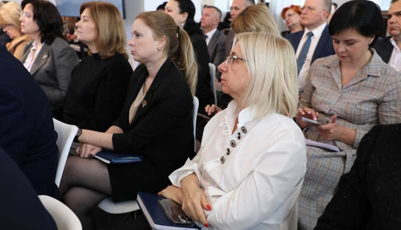 Эффективное взаимодействие власти и жителей через соцсети обсудили на Кубани