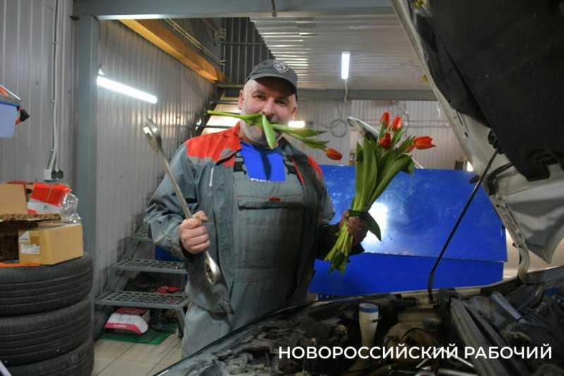 Мужчины Новороссийска признаются женщинам в любви! Спецпроект &laquo;Новороссийского рабочего&raquo; к 8 Марта