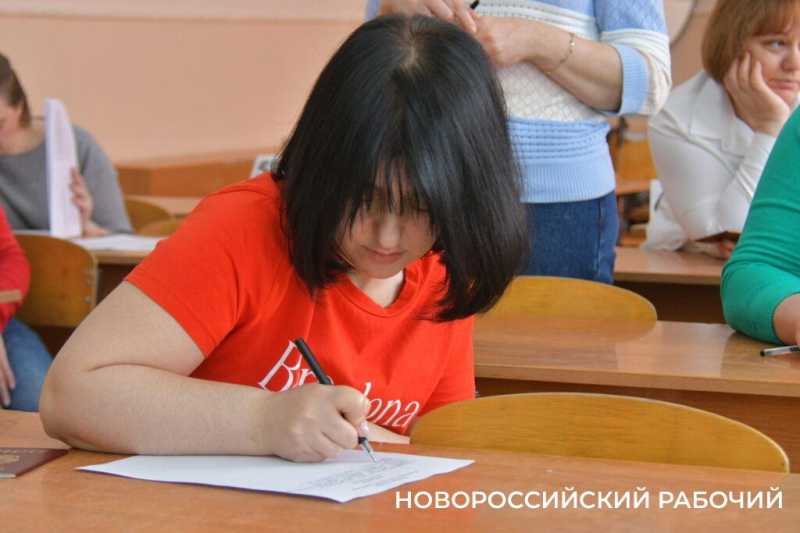 Новороссийские родители готовы сдавать ЕГЭ по математике вместо детей, надо только подготовиться