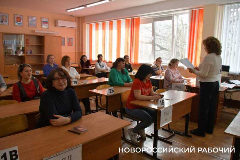 Новороссийские родители готовы сдавать ЕГЭ по математике вместо детей, надо только подготовиться