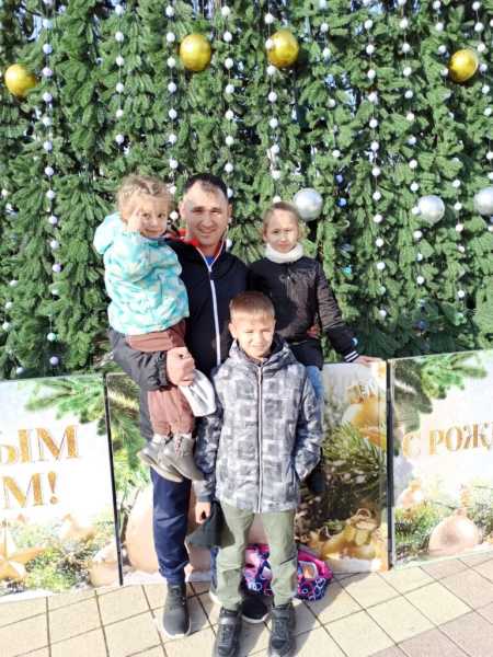 «Он продолжается в трех наших детях…» В Новороссийске улица названа именем Петра Уринова