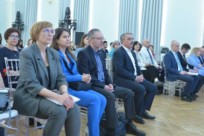 Представители Управления приняли участие в форуме по актуальным вопросам ведения предпринимательской деятельности