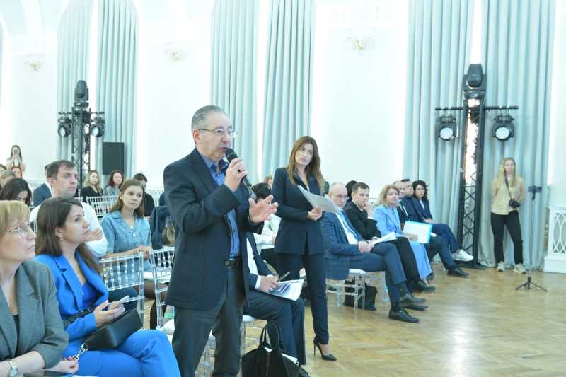 Представители Управления приняли участие в форуме по актуальным вопросам ведения предпринимательской деятельности