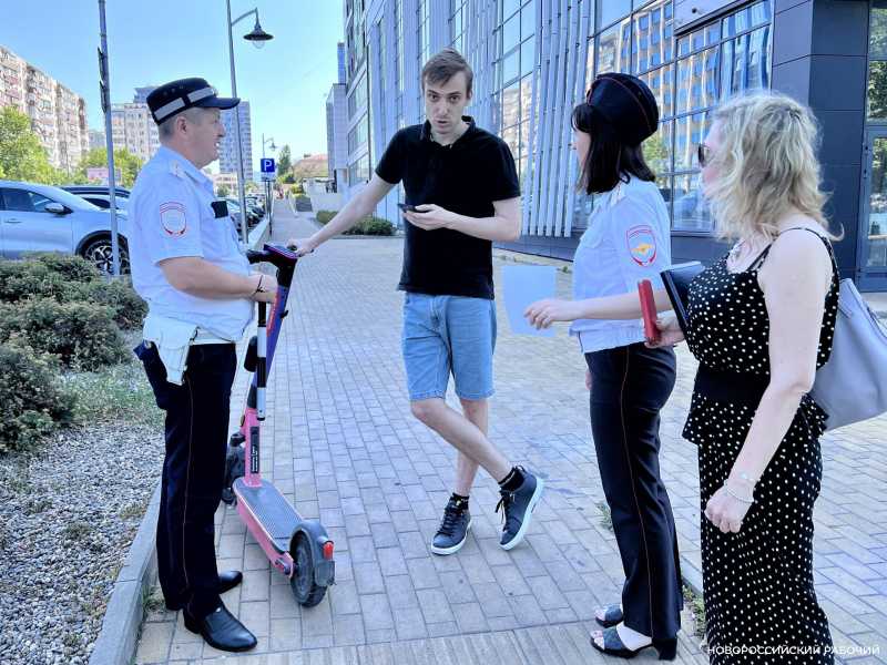 Самокатчиков приравняют к водителям. Новороссийцы за?