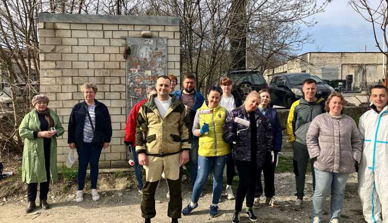 Тысячи новороссийцев приняли участие в общегородской акции «Начни с себя!»
