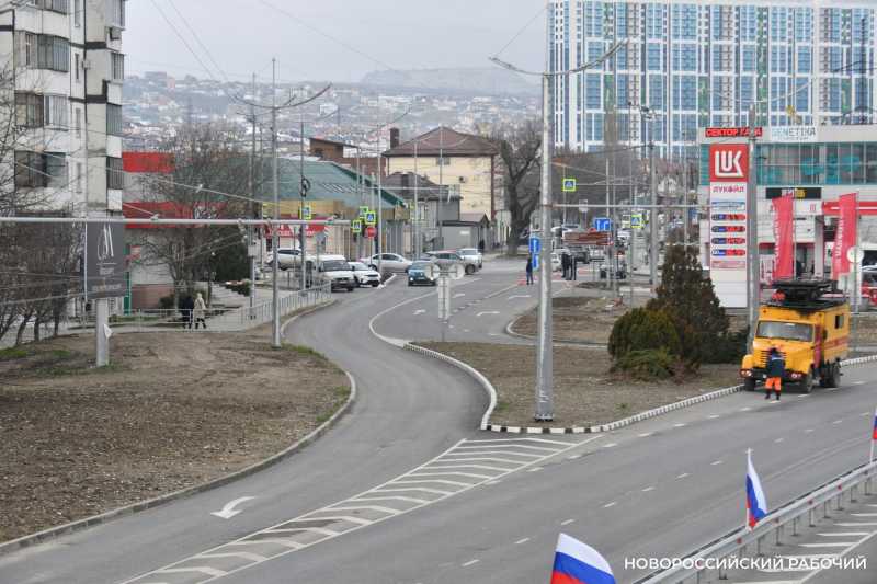 Участок у въездной стелы Новороссийска в этом году не планируют озеленять