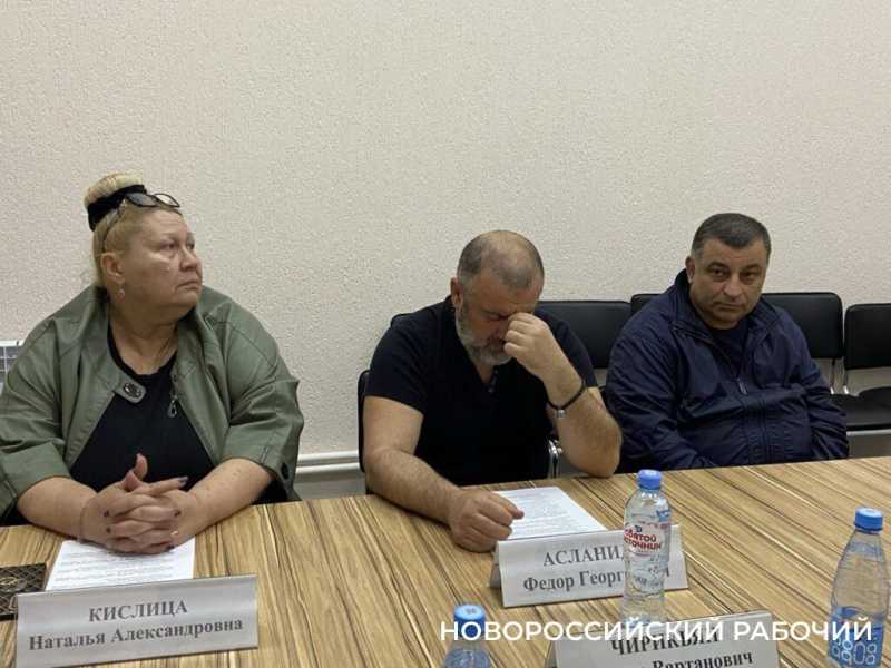 Увольнение, выговор, снятие с маршрута. В Новороссийске наказали водителей общественного транспорта