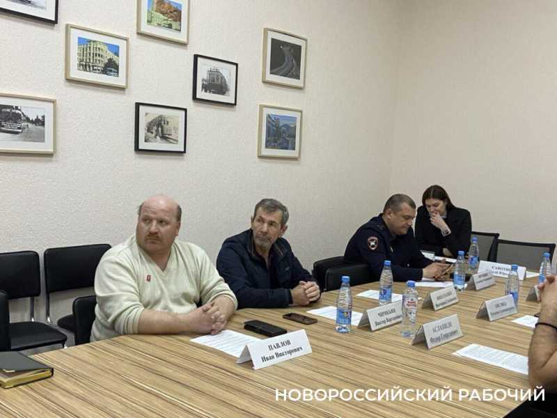 Увольнение, выговор, снятие с маршрута. В Новороссийске наказали водителей общественного транспорта