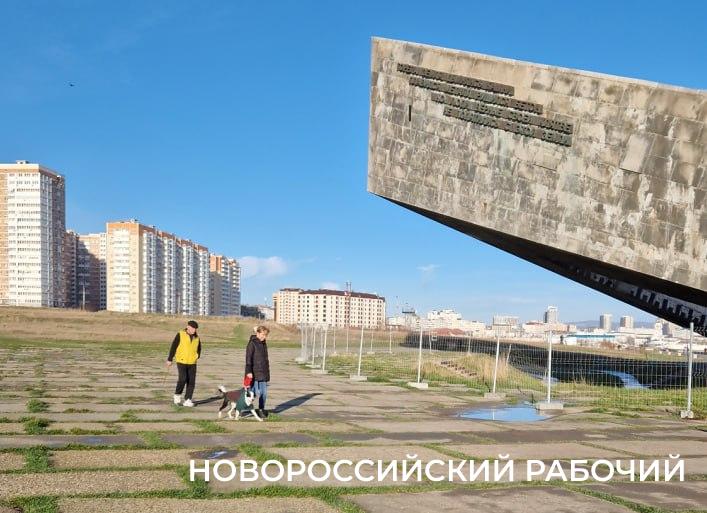 В Новороссийске коммунисты требуют вернуть имя Брежнева на мемориал «Малая Земля»