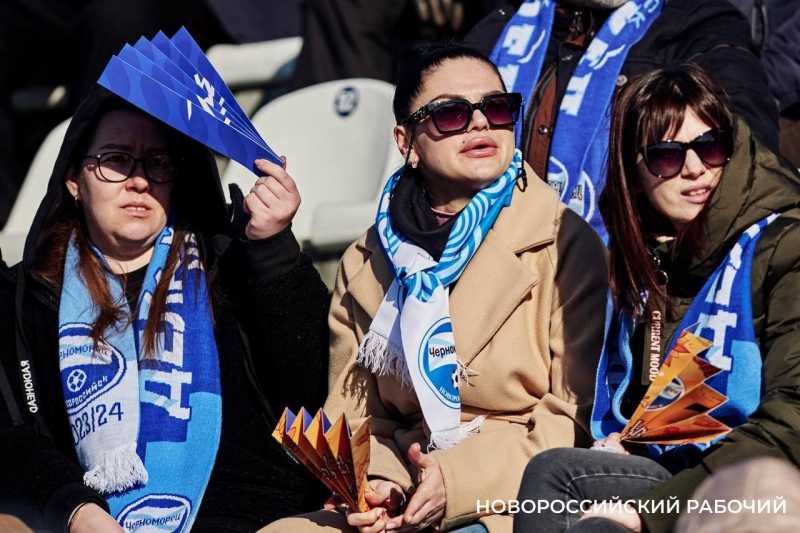 В Новороссийске на 8 Марта можно сэкономить. Будут скидки и бесплатные предложения!