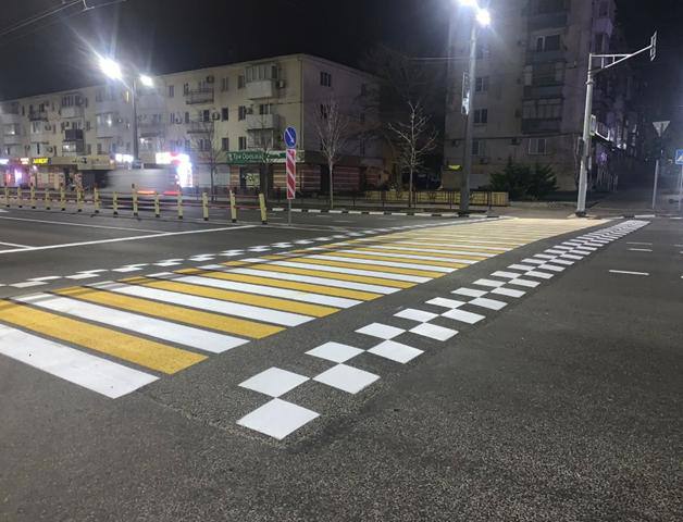 В Новороссийске на дорогах добавят светофор и искусственных неровностей