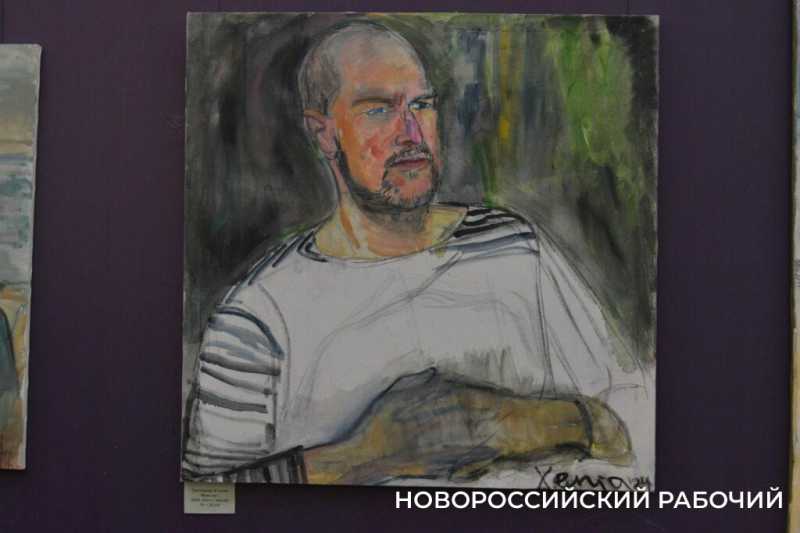 В Новороссийске открылась выставка работ, посвященных участникам СВО