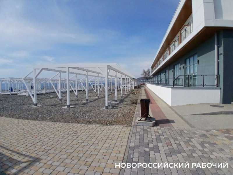 В Новороссийске открыли сезон пикников на берегу моря