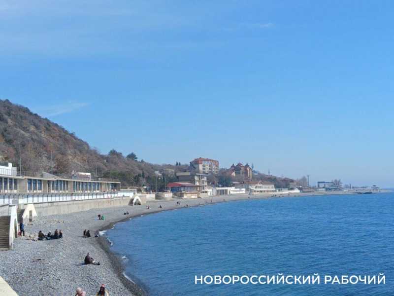 В Новороссийске открыли сезон пикников на берегу моря