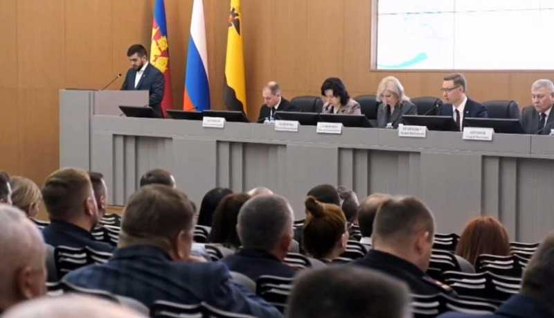 В Новороссийске продолжается борьба с несанкционированной торговлей и развиваются «социальные ряды»