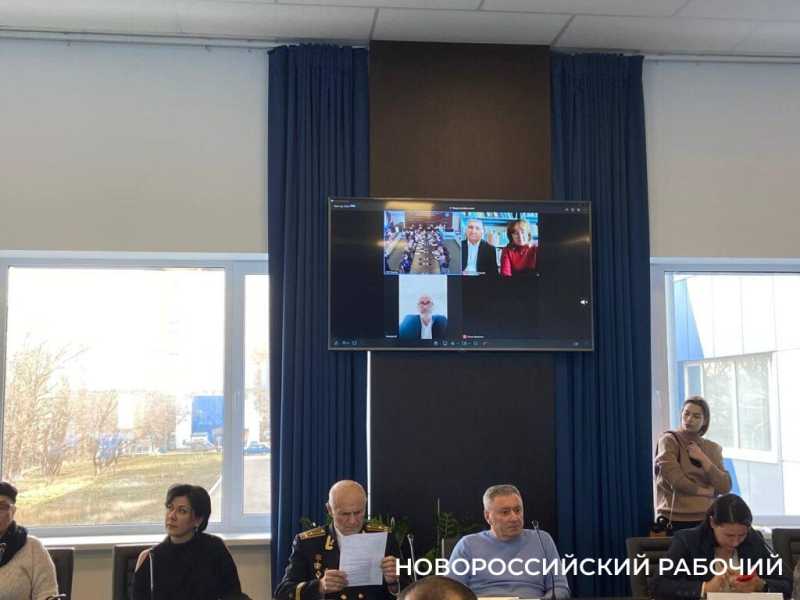 В Новороссийске прошел патриотический круглый стол «Родной Кавказ отстояли»