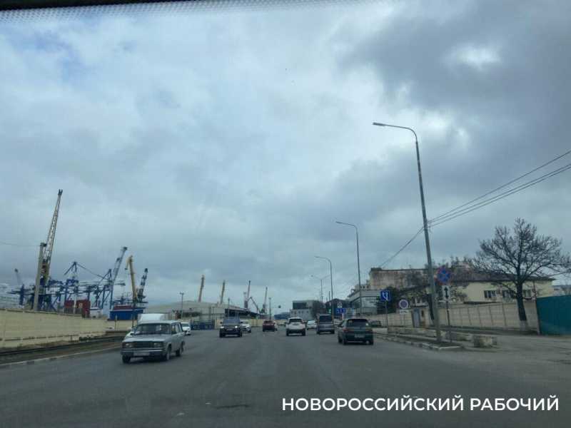 В Новороссийске расчистили улицу Портовую. Надолго?