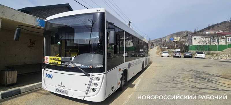 В Новороссийске стоимость проезда на муниципальных автобусах повысится до 45 рублей