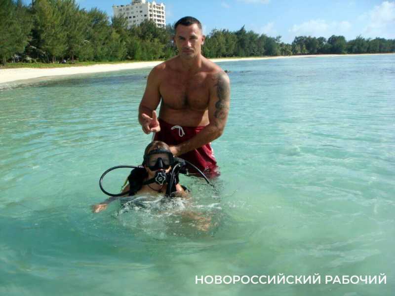 В Новороссийске впервые прошла обучение «промышленный» водолаз-девушка