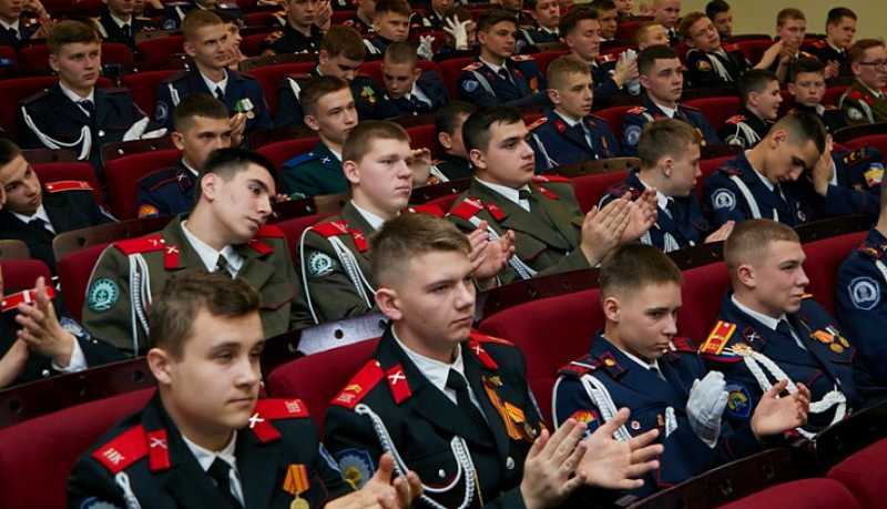 Во Всероссийском детском центре «Смена» состоялось торжественное открытие казачьей профильной смены «Атаманы XXI века»