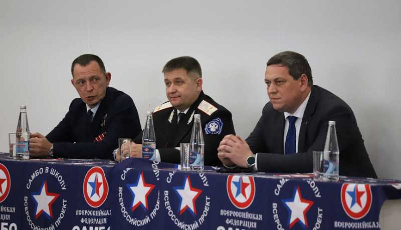 Воспитанники Новороссийского кадетского корпуса заняли третье место на краевом турнире по самбо на кубок атамана Кубанского казачьего войска