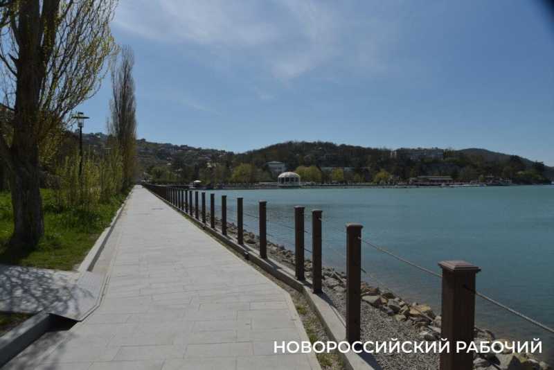 Абрау-Дюрсо в ожидании начала сезона. Фоторепортаж «НР»