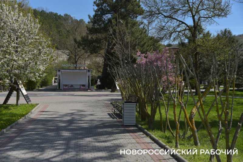 Абрау-Дюрсо в ожидании начала сезона. Фоторепортаж «НР»