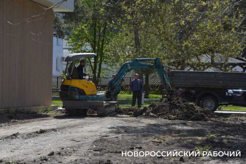 Абрау-Дюрсо в ожидании начала сезона. Фоторепортаж «НР»