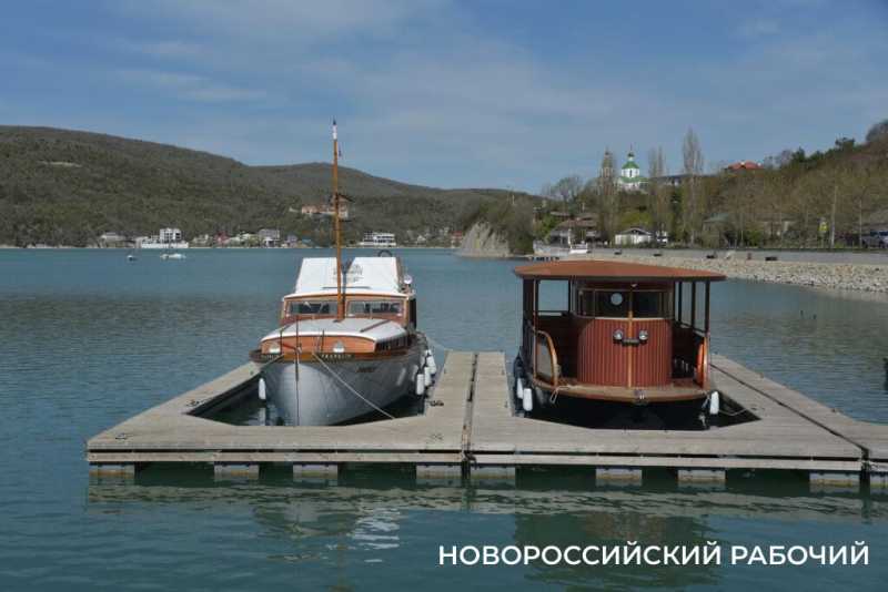 Абрау-Дюрсо в ожидании начала сезона. Фоторепортаж «НР»