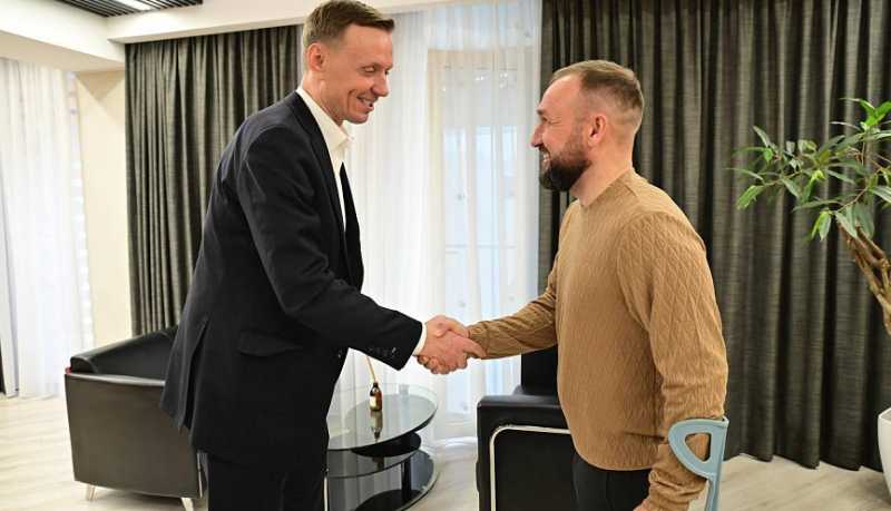 Андрей Кравченко предложил кандидату проекта «Герои Кубани» работать в команде администрации Новороссийска
