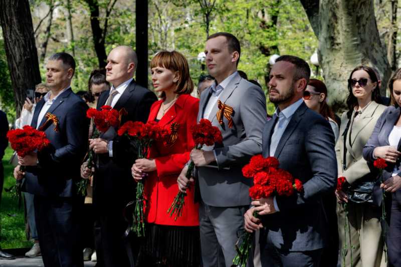 Частичка новороссийского Вечного огня &ndash; на пути в Москву