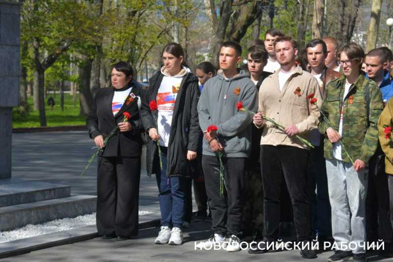 Частичка новороссийского Вечного огня &ndash; на пути в Москву