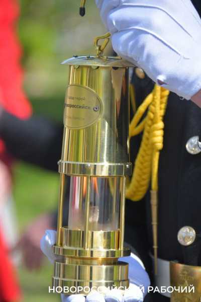Частичка новороссийского Вечного огня &ndash; на пути в Москву