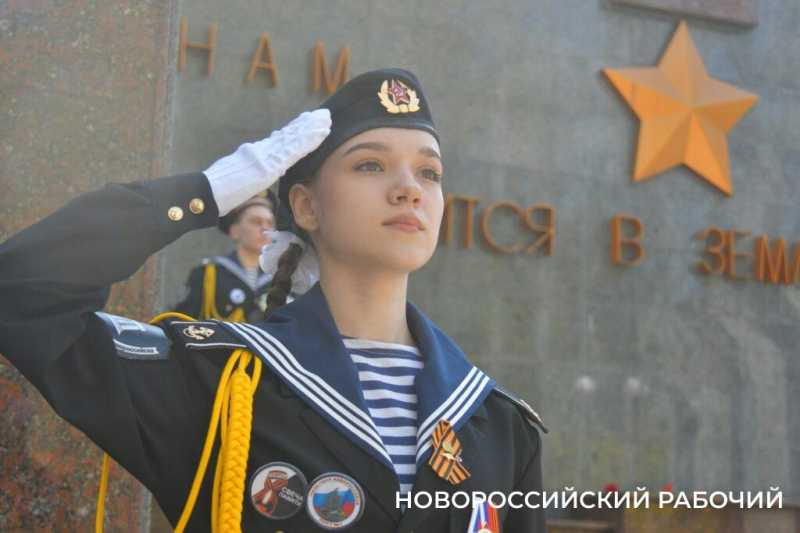 Частичка новороссийского Вечного огня &ndash; на пути в Москву