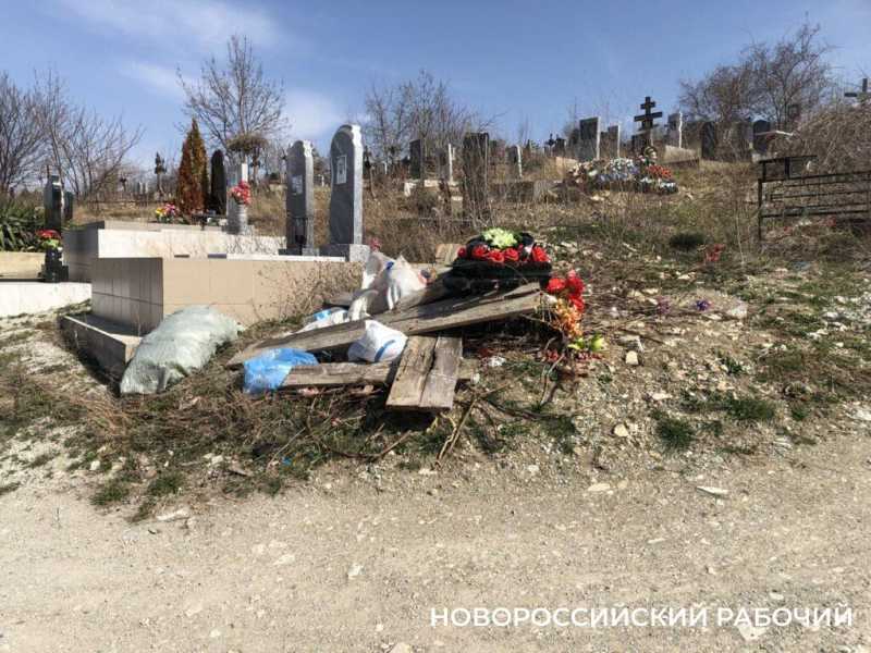 На 22 кладбищах Новороссийска идет подготовка к Радонице