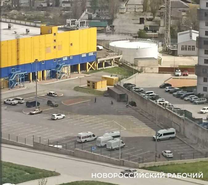 На парковке гипермаркета в Новороссийске будут тренироваться мотоциклисты