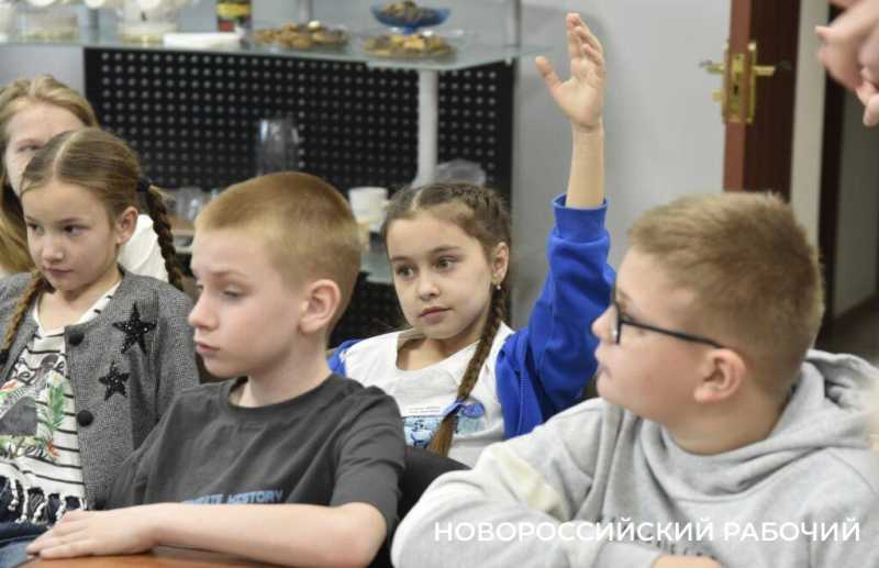 «Новороссийский рабочий» воспитывает поклонников смолоду!